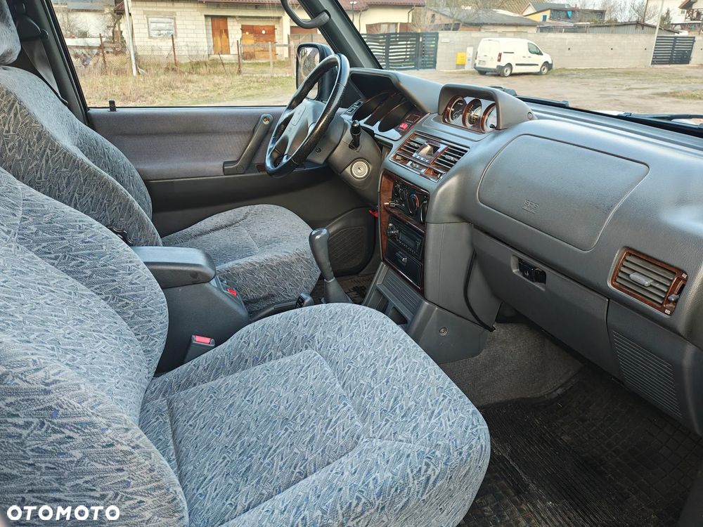 Mitsubishi Pajero 2.8 TD GLS 4os - 15