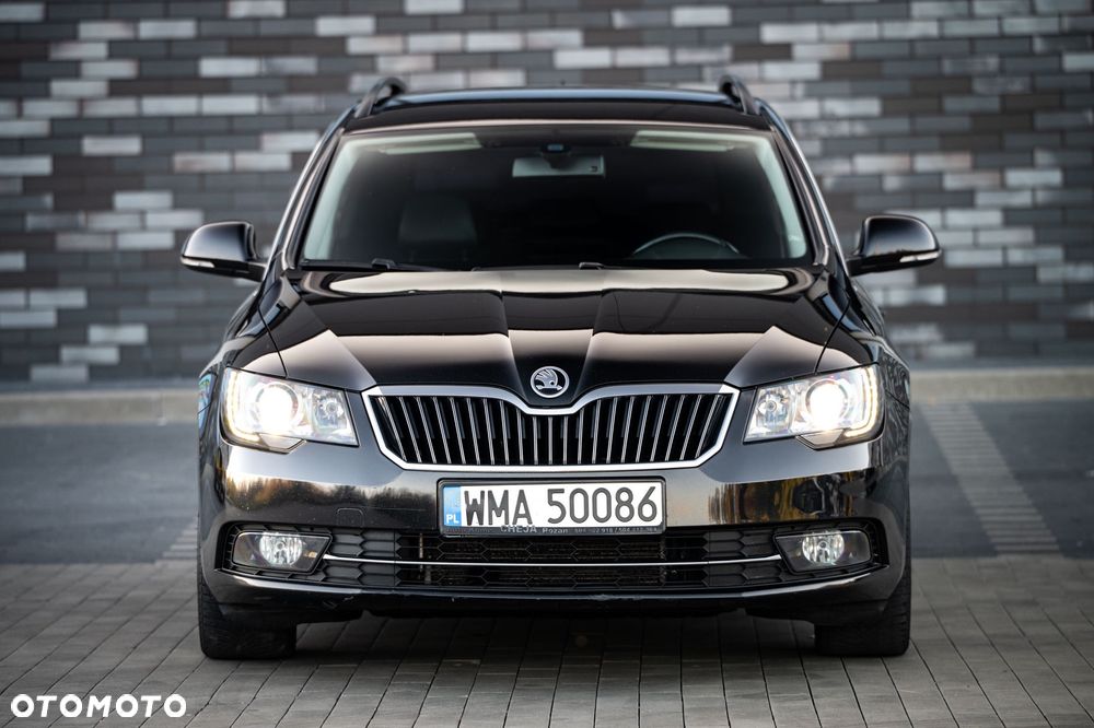 Skoda Superb 2.0 TDI L&K DSG - 10