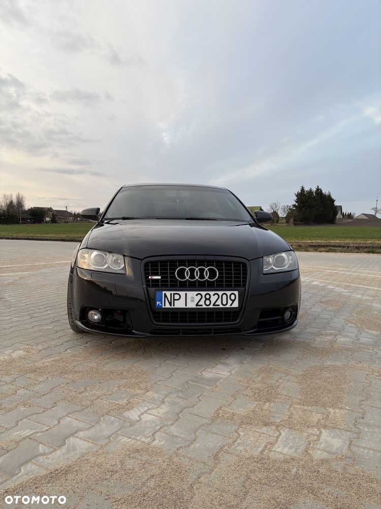 Audi A3 Sportback - 1