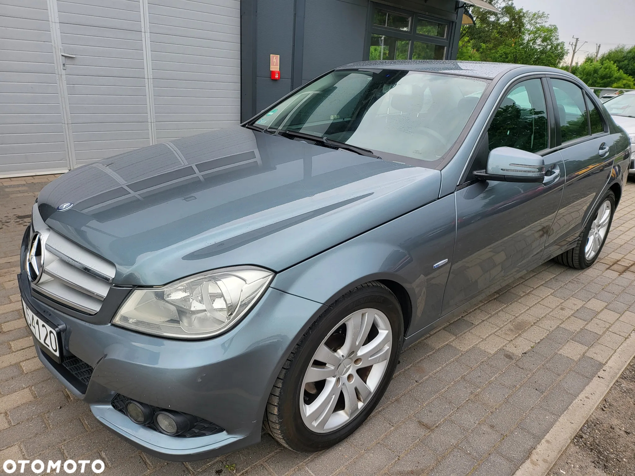 Mercedes-Benz Klasa C 220 CDI BlueEff Edition Elegance - 31