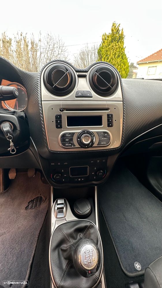 Alfa Romeo MiTo 1.3 JTD Distinctive - 16