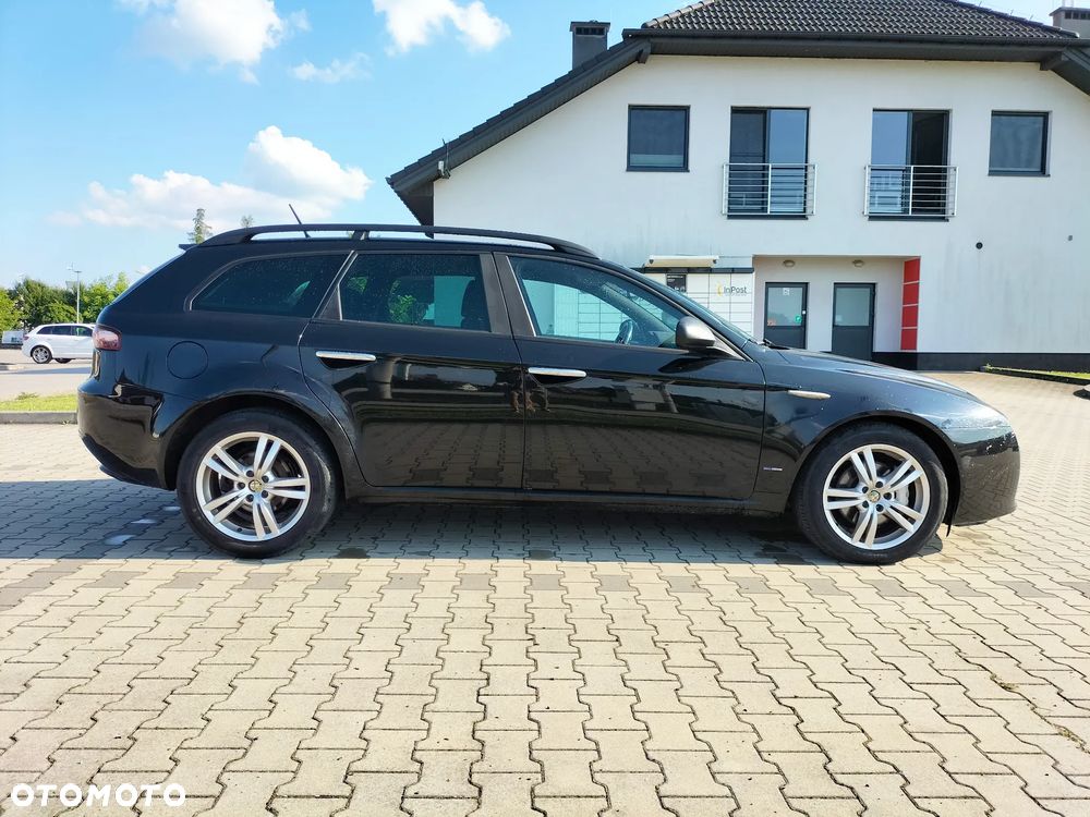 Alfa Romeo 159 - 2