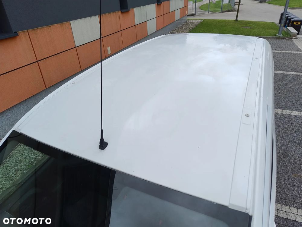 Peugeot PARTNER PO LIFT 1.6 HDI (90KM) 5-BIEGÓW KLIMA TEMPOMAT TABLET STAN IDEALNY FULL OPCJA BEZWYPADKOWY SERWIS KM NIE MA RDZY ! ! ! - 7