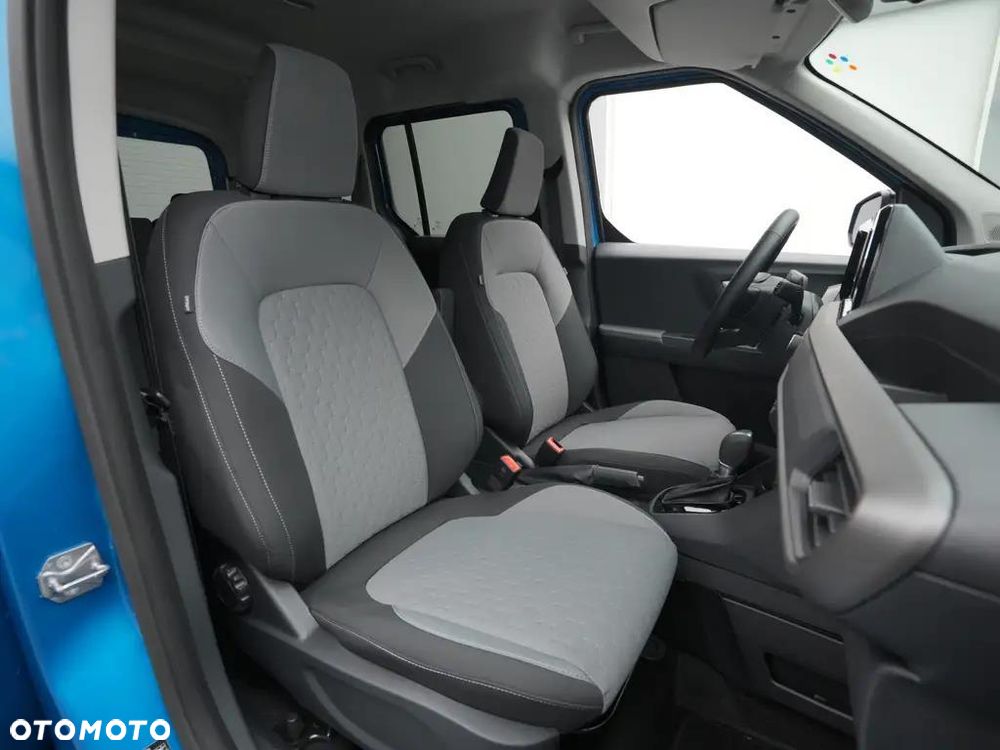 Ford Tourneo Courier 1.0 EcoBoost Titanium - 23