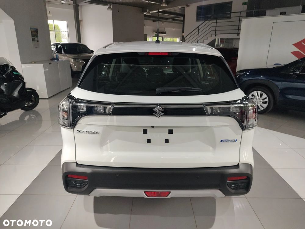 Suzuki S-Cross 1.4 SHVS Premium SP - 23