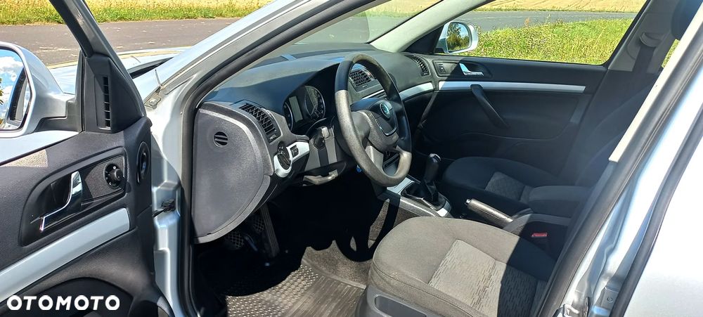 Skoda Octavia 1.4 Team Edition - 6