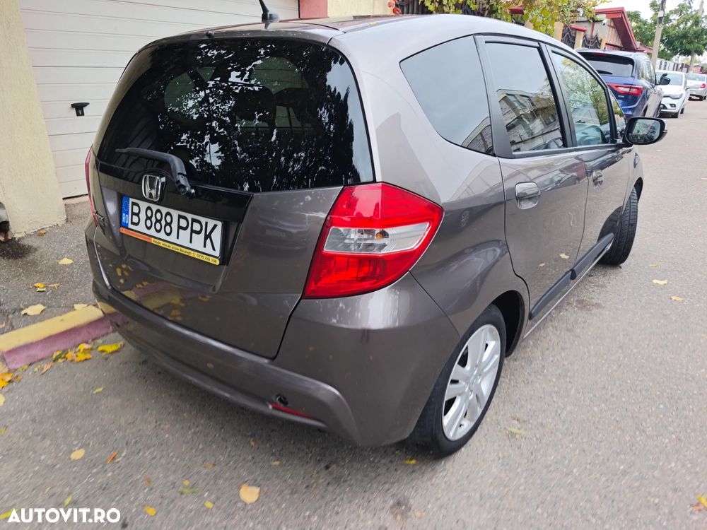 Honda Jazz 2013 photo 3