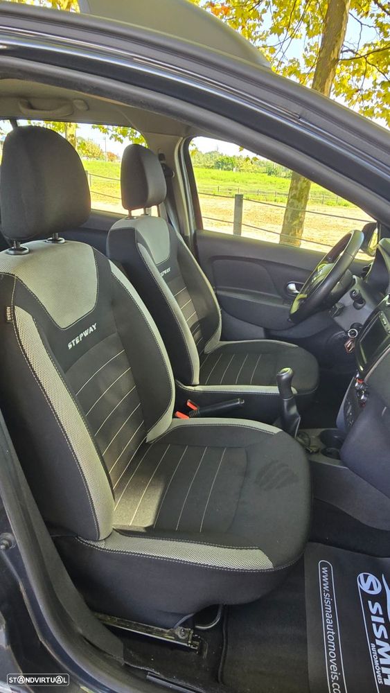 Dacia Logan MCV 0.9 TCe Stepway - 7