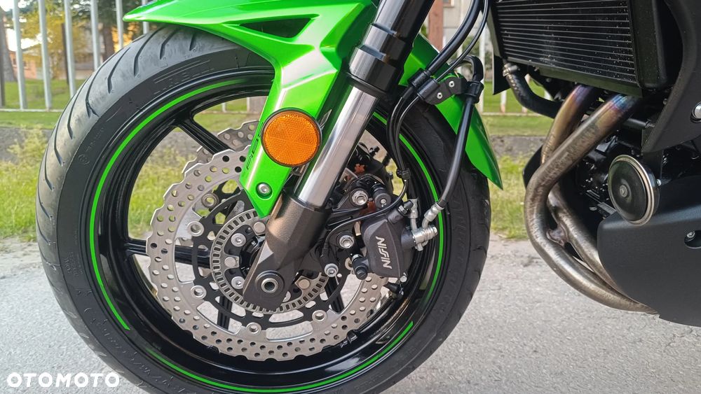 Kawasaki Versys 650 - 15