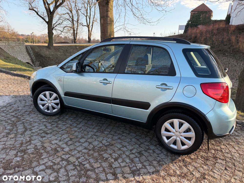 Suzuki SX4 1.9 DDiS DPF 4x4 Club - 40