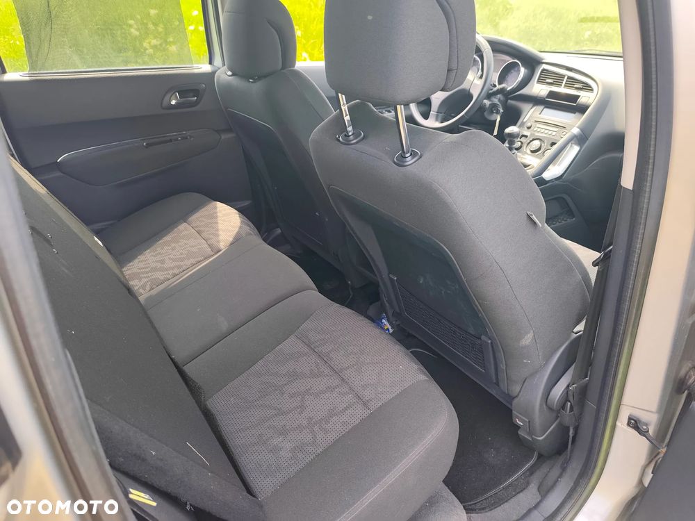 Peugeot 3008 HDi FAP 110 Access - 10
