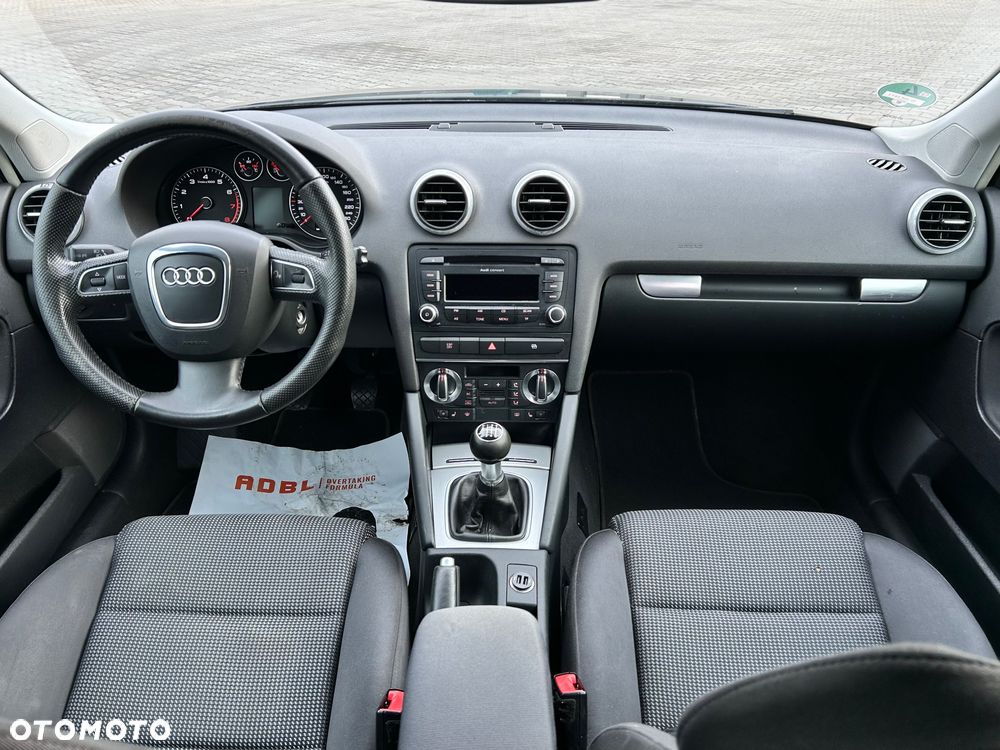 Audi A3 Sportback 1.8 TFSI Ambition - 10