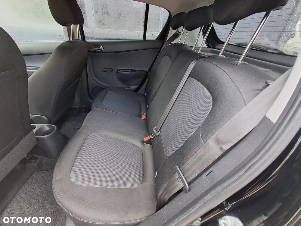 Hyundai i20 1.25 Comfort - 19
