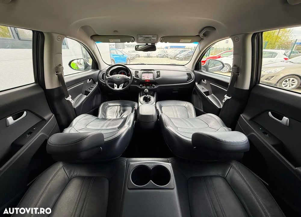 Kia Sportage 1.7 CRDI 2WD Spirit - 25