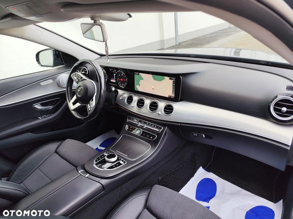 Mercedes-Benz Klasa E 300 d 9G-TRONIC Avantgarde - 16