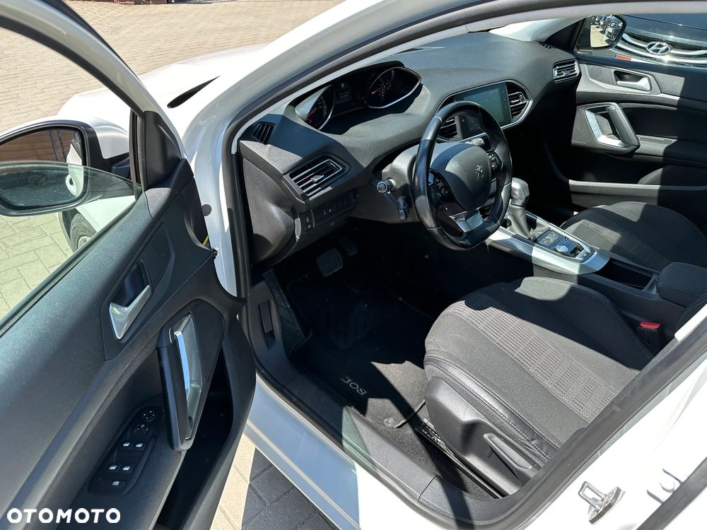 Peugeot 308 - 6