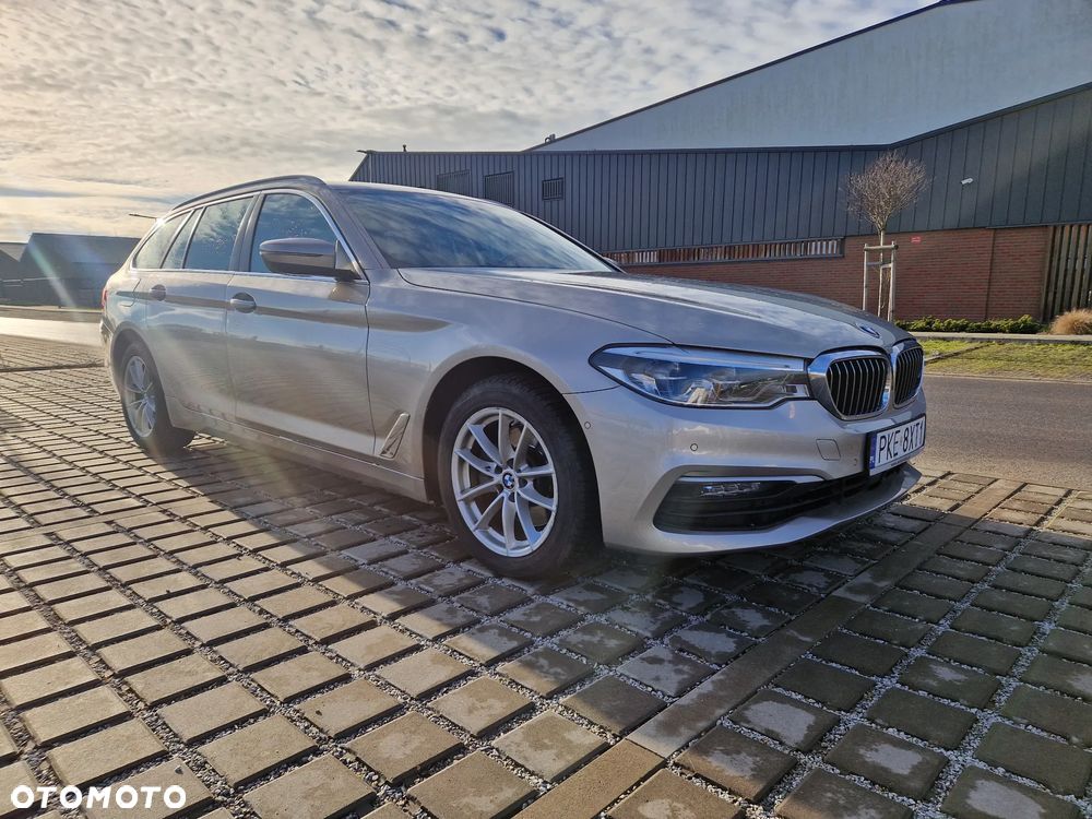 BMW Seria 5 520d xDrive - 1