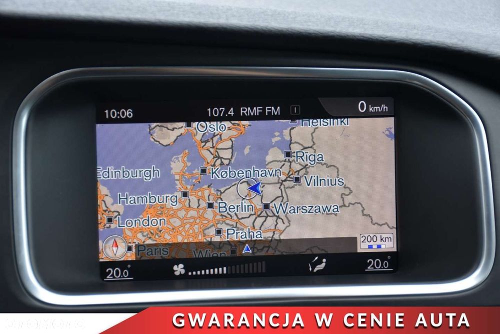 Volvo V40 T2 Geartronic Momentum - 19