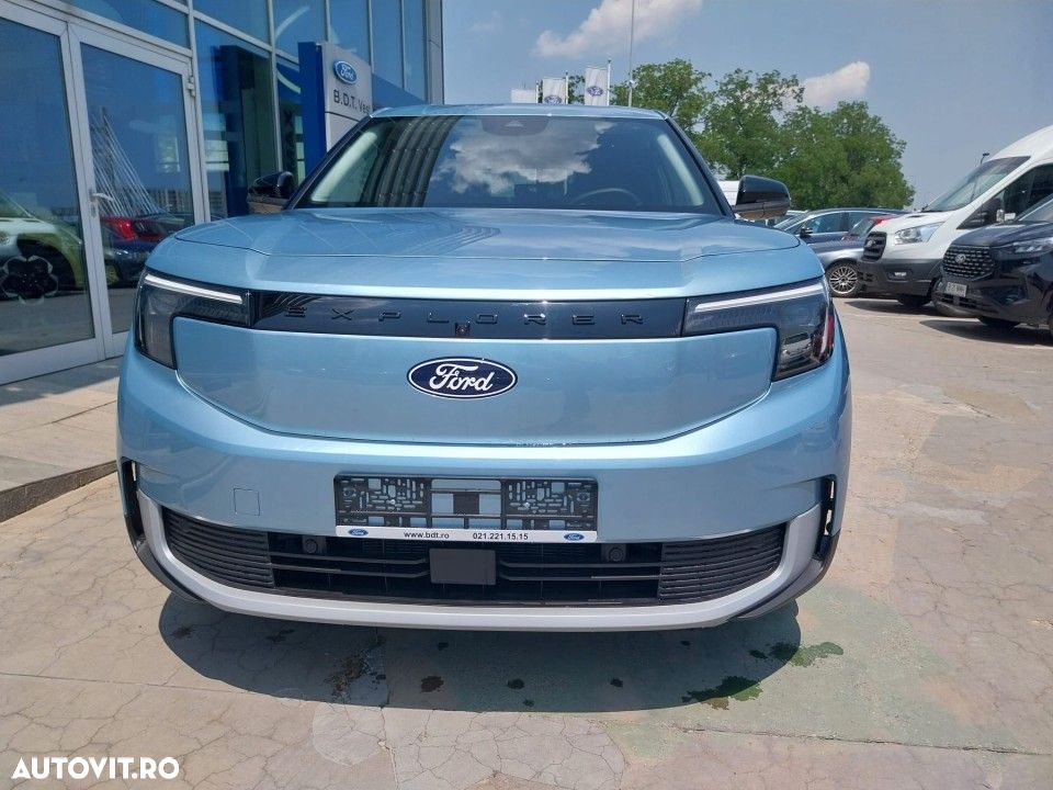 Ford Explorer - 3