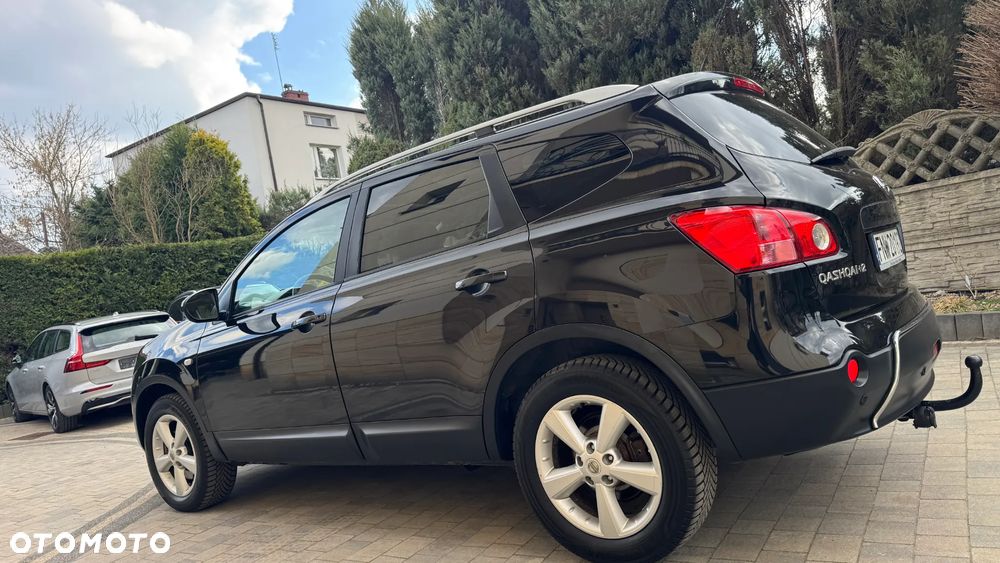 Nissan Qashqai+2 - 5