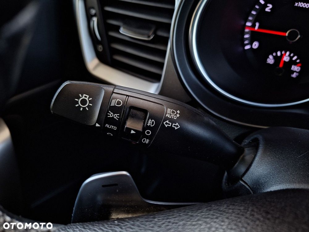 Kia Ceed 1.4 T-GDI M DCT - 34