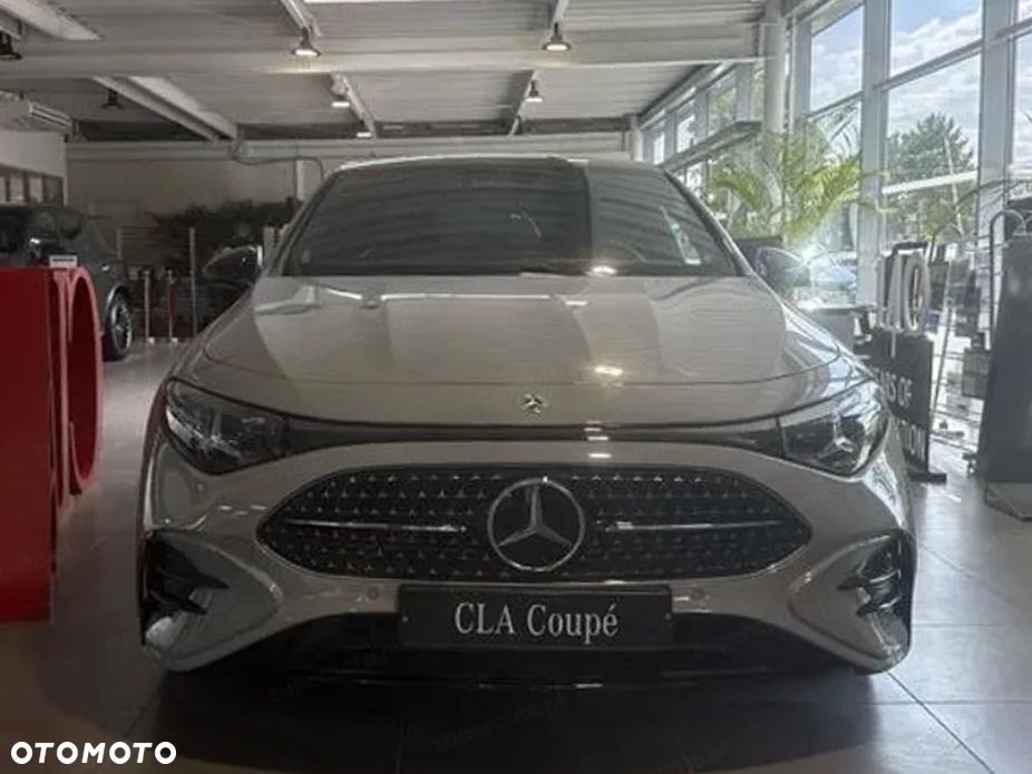 Mercedes-Benz CLA 200 mHEV 4-Matic 8G-DCT - 3