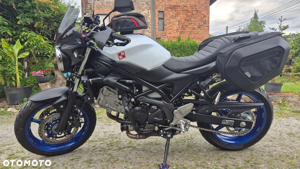 Suzuki SV - 16