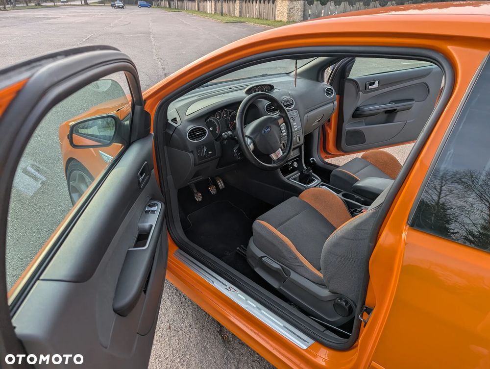 Ford Focus - 9