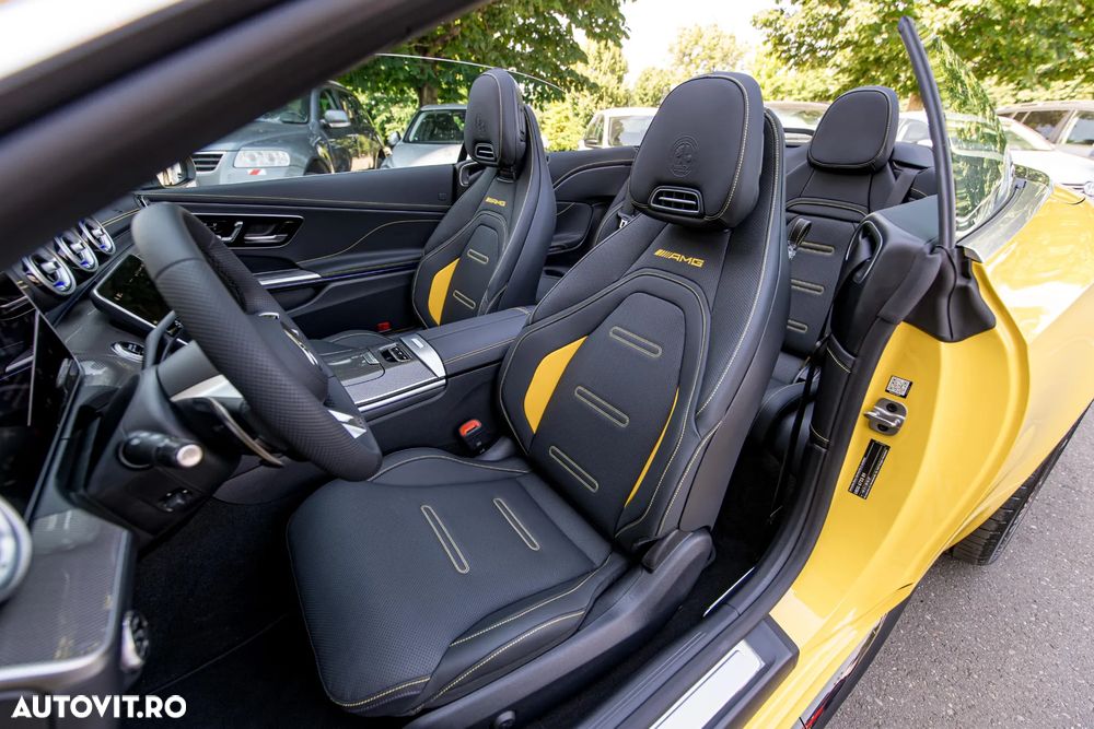 Mercedes-Benz CLE Mercedes-AMG 53 4M+ Cabrio AMG S.SHIFT TCT 9G - 6