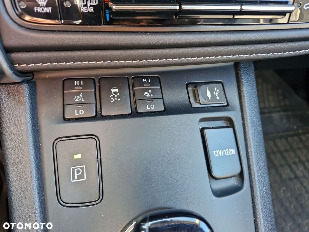 Toyota Auris Hybrid 135 Premium - 25