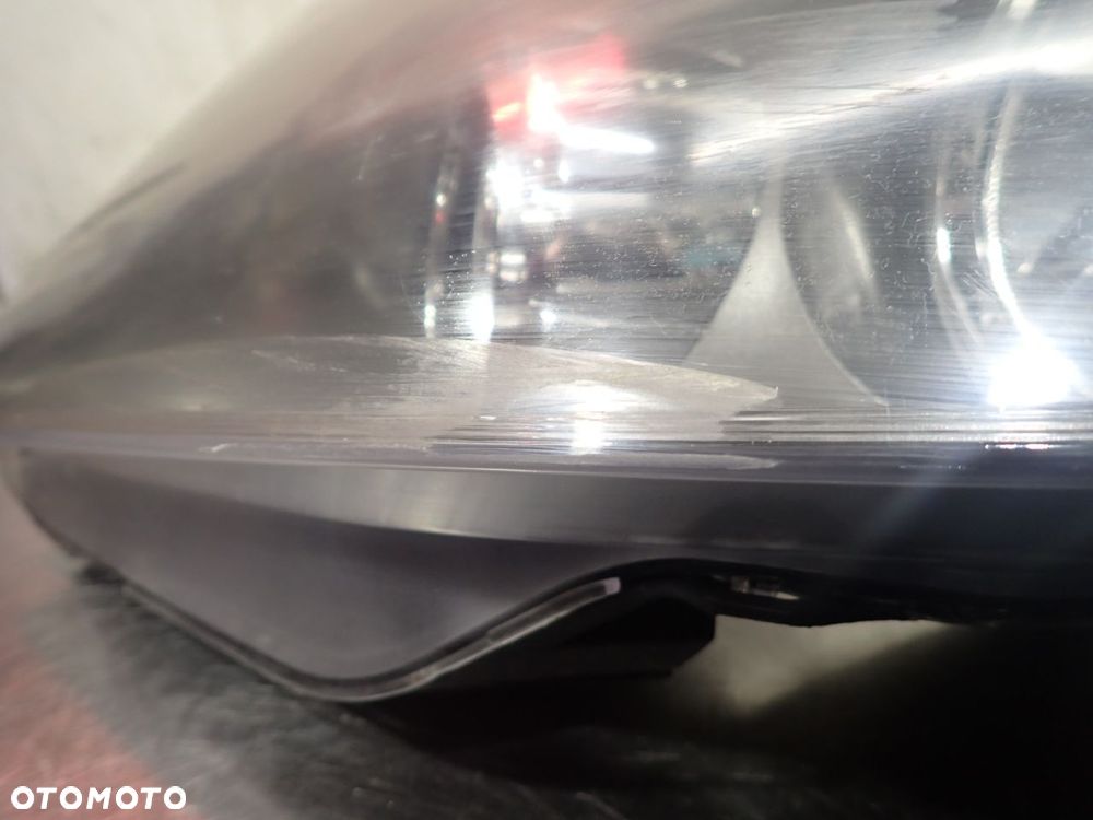 LAMPA LEWA PRZEDNIA OPEL ZAFIRA B - 2