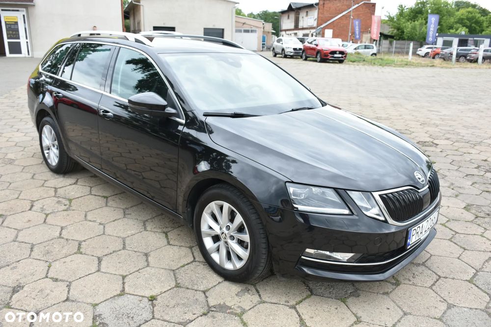 Skoda Octavia 2.0 TDI DSG Ambition - 8