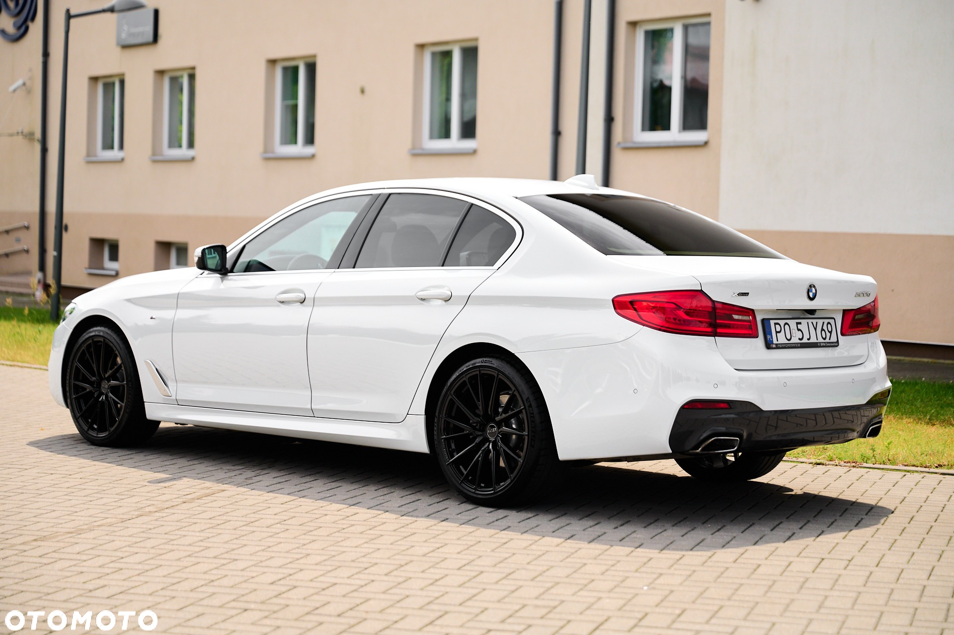 BMW Seria 5 520d xDrive M Sport sport - 11