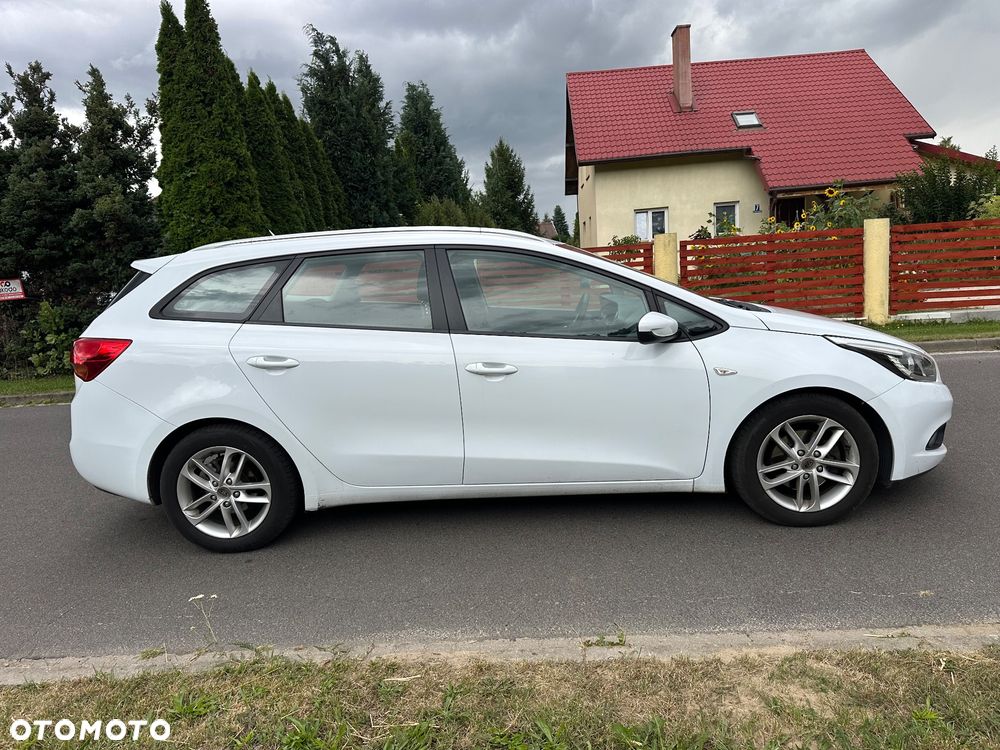 Kia Ceed 1.6 GDI Edition 7 - 11