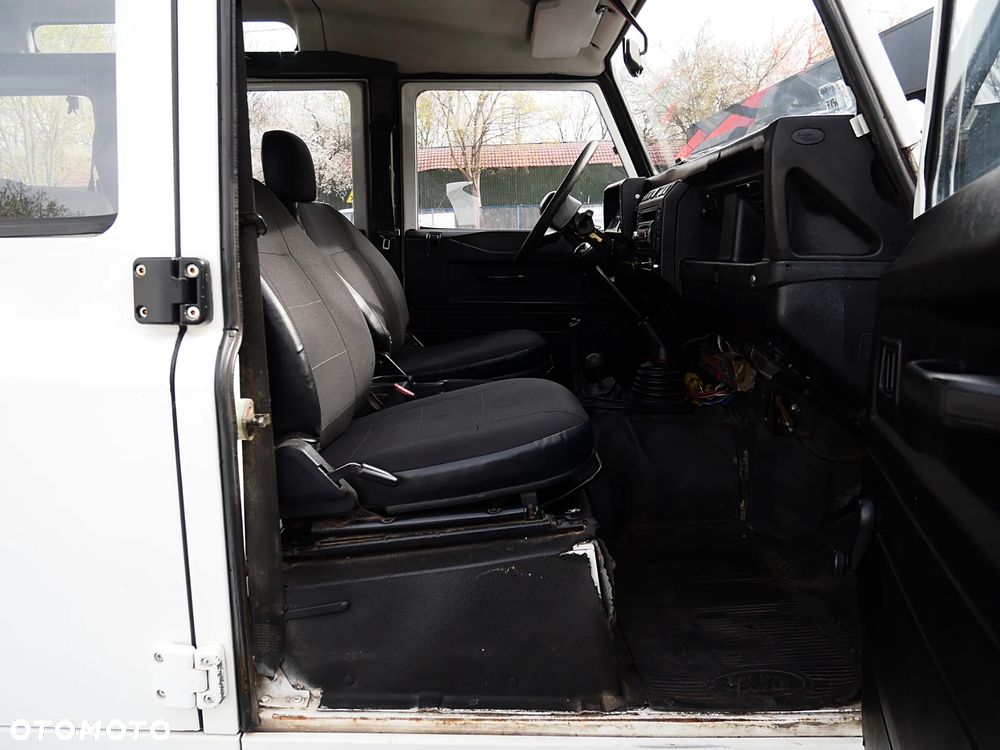 Land Rover Defender 2.5 TDI - 7