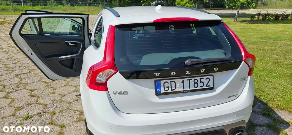 Volvo V60 T3 Momentum - 7