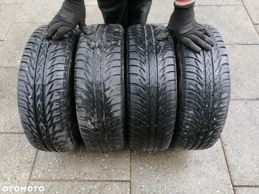 Toyota Yaris II komplet felg stalowych 4x100 ET39 z oponami zima 175/65 R14 - 10