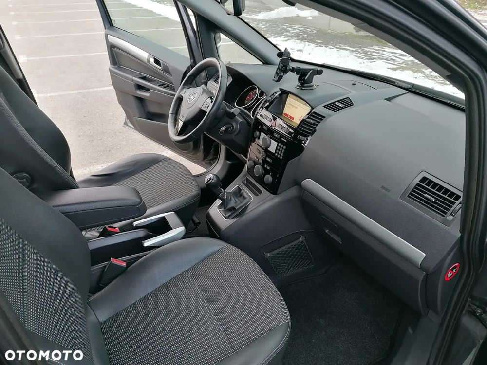 Opel Zafira 1.8 Innovation 110 Jahre - 10