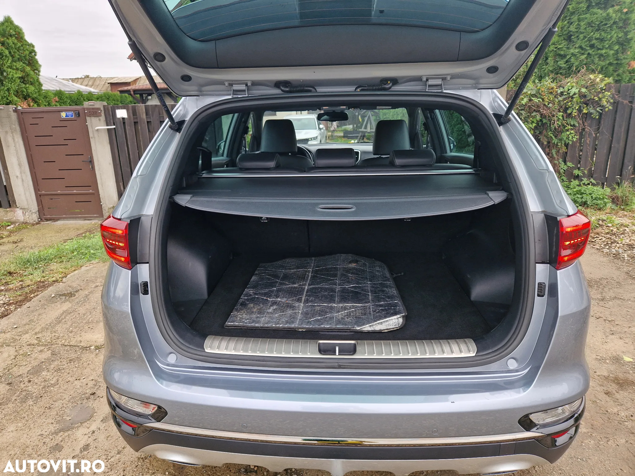 Kia Sportage 2.0 DSL 8AT HP 4x4 GT Line - 3