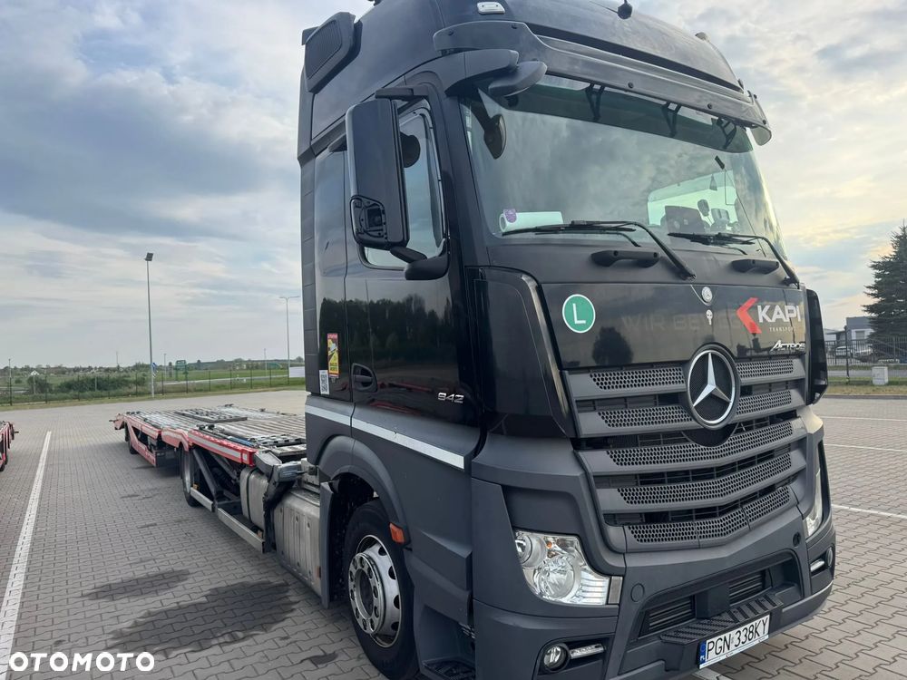 Mercedes-Benz ACTROS - 1