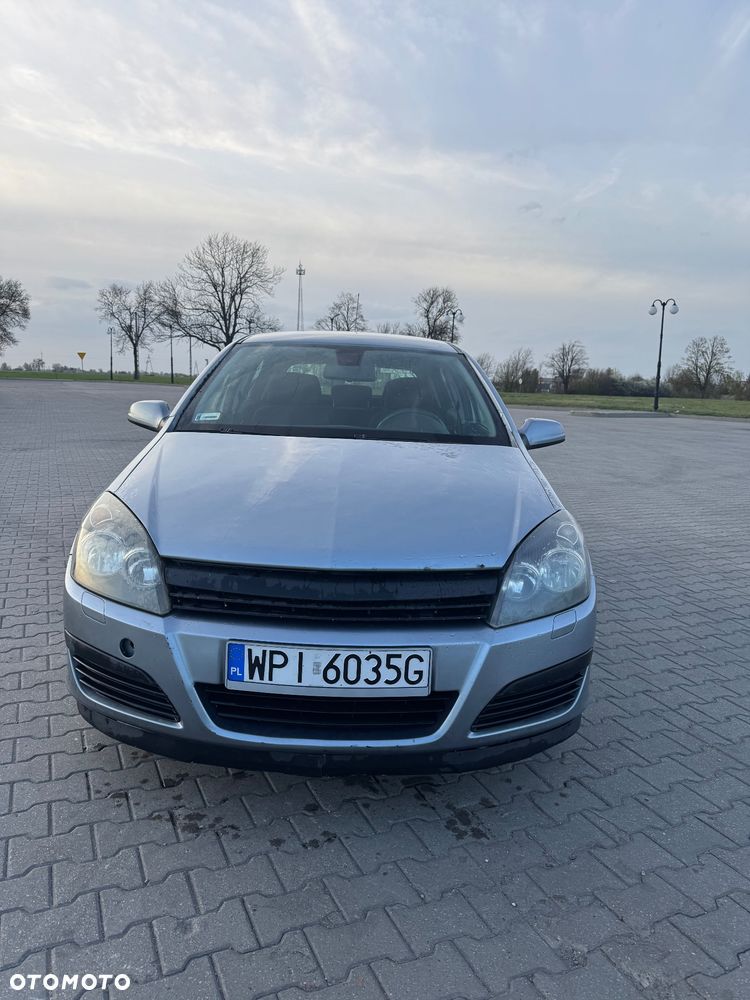 Opel Astra 1.9 CDTI Enjoy - 1