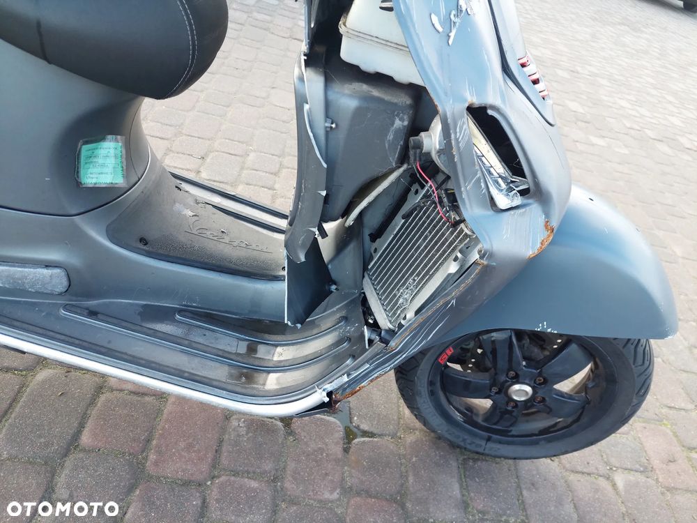 Vespa GTS - 11