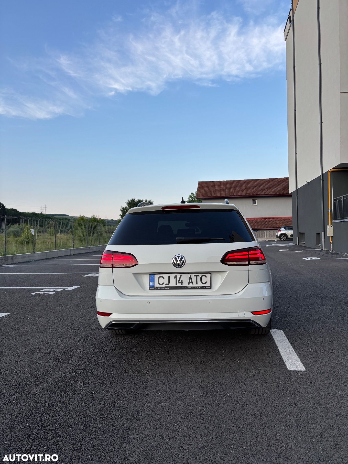 Volkswagen Golf 2.0 TDI DSG Highline - 13