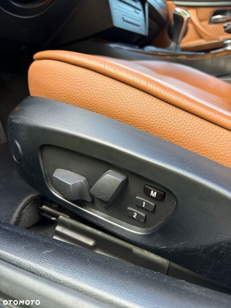 BMW Seria 3 320i Edition Exclusive - 30