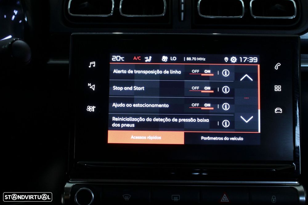 Citroën C3 1.2 PureTech Shine - 22