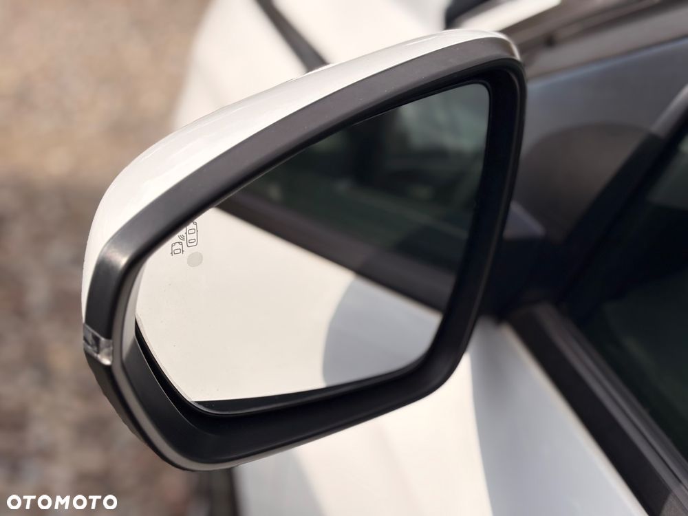 Peugeot 3008 PureTech 130 Stop & Start GPF EAT8 Allure - 28