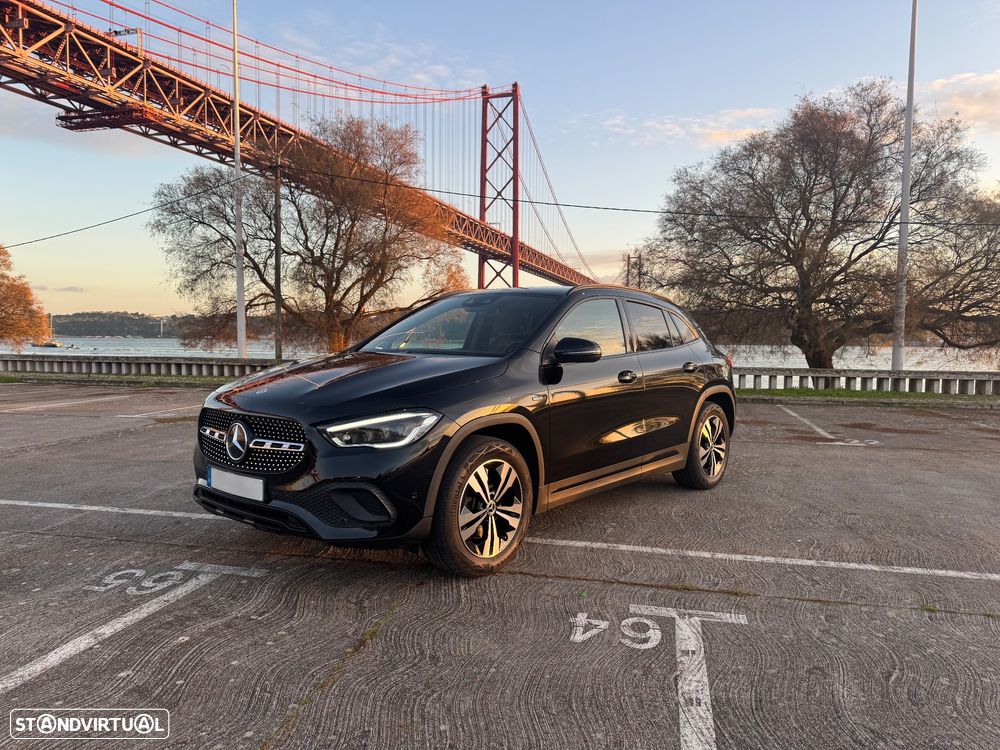 Mercedes-Benz GLA 250 e 8G-DCT - 22