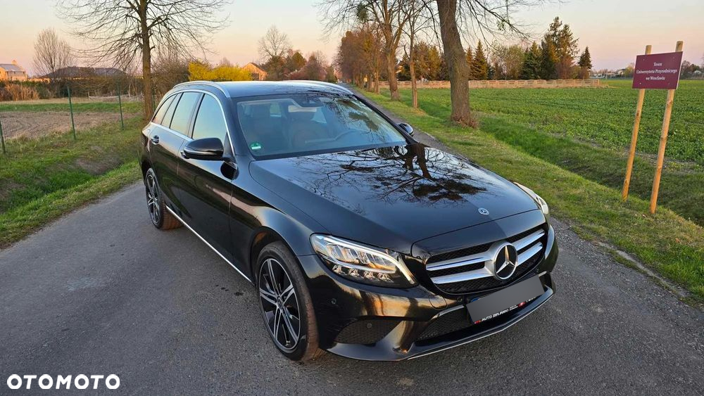 Mercedes-Benz Klasa C 220 d 4Matic T 9G-TRONIC Avantgarde - 6