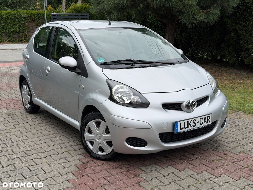 Toyota Aygo City - 11