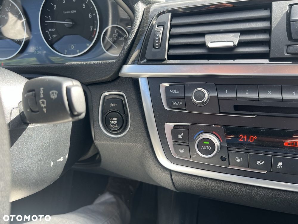 BMW Seria 3 - 25